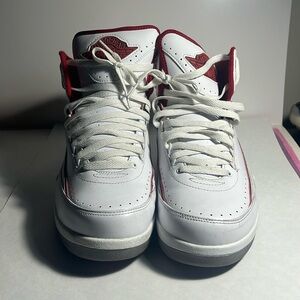 Jordan 2 retro 2/3 white